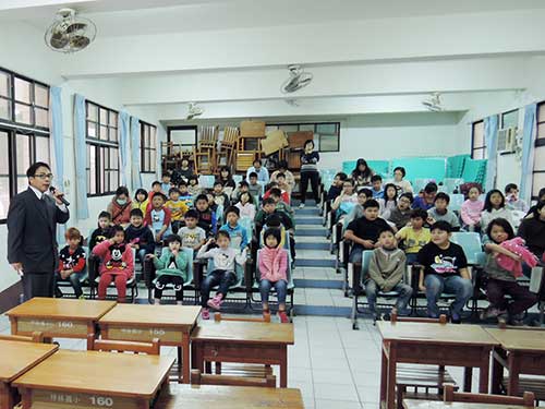 走入校園金融知識宣導活動,104/2/25至新竹縣坪林國小,活動照片,點擊另開大圖